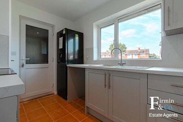 2 Bedroom Bungalow To Rent In Andrewes Close, Farcet, Peterborough, PE7