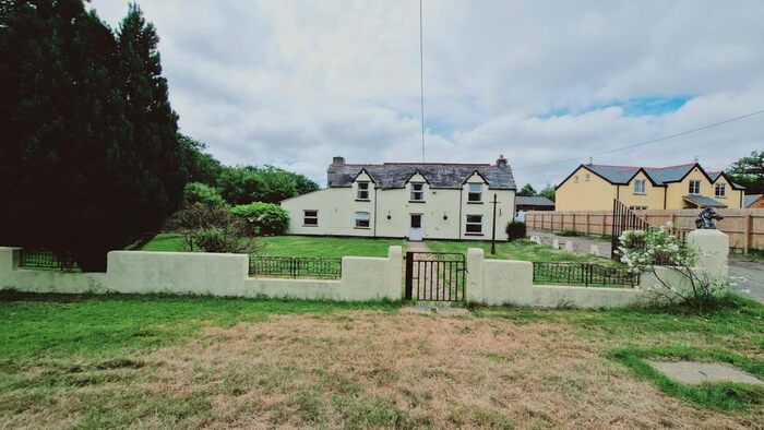 4 Bedroom Detached House For Sale In Adamsfield, Tremaine, PL15