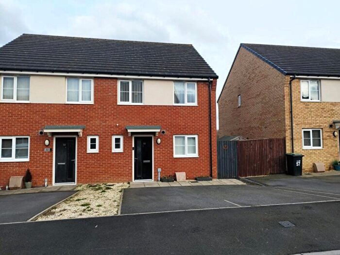 3 Bedroom Semi Detached House To Rent In Wellhouse Road, Newton Aycliffe, DL5