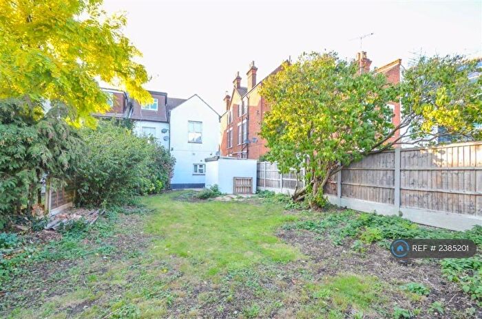 2 Bedroom Flat To Rent In Crowstone Road, Westcliff-On-Sea, SS0