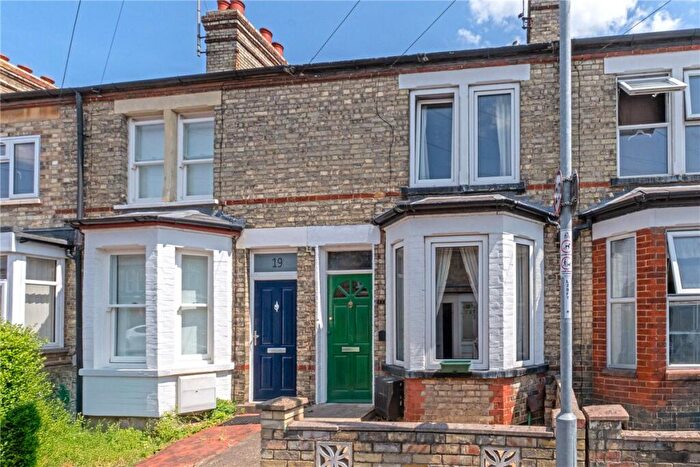 3 Bedroom Terraced House For Sale In Cowper Road, Cambridge, CB1