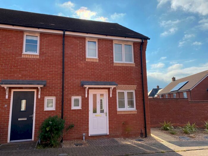2 Bedroom End Of Terrace House To Rent In Moore Close, Romsey, SO51