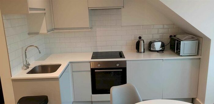 1 Bedroom Flat To Rent In Bounds Green Road, London, N22