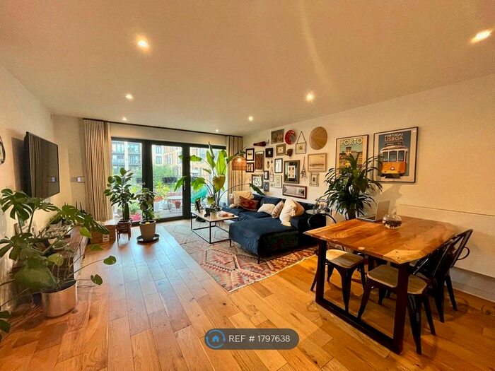 2 Bedroom Flat To Rent In Eythorne Road, London, SW9