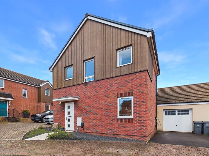 2 Bedroom Detached House For Sale In Marlstone Close, Gloucester, Gloucestershire, GL4
