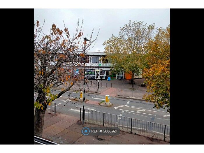 2 Bedroom Flat To Rent In Prettygate, Colchester, CO3