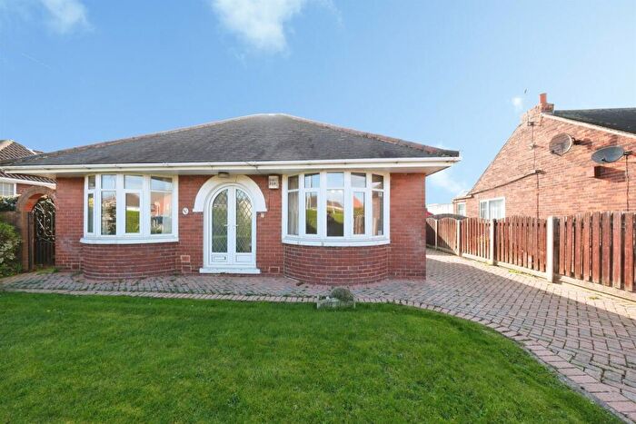 2 Bedroom Detached House For Sale In Harding Avenue, Rawmarsh, Rotherham, S62