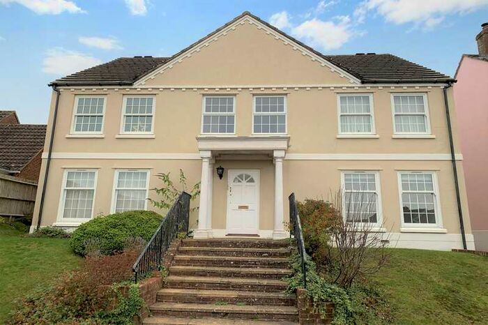 1 Bedroom Flat To Rent In Poplar Way, Midhurst, GU29