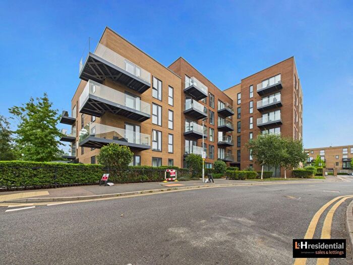 1 Bedroom Flat For Sale In Station Road, Millar House, WD6