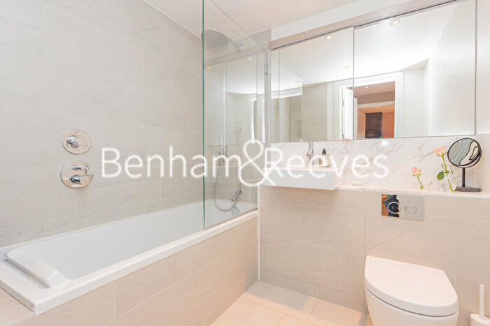 2 Bedroom Apartment To Rent In Prospect Way, Wilshire House, SW11