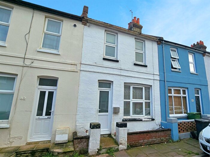2 Bedroom Terraced House To Rent In Sydney Road, Eastbourne, BN22