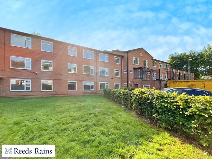 1 Bedroom Apartment To Rent In Gloucester Grange, Newcastle, Staffordshire, ST5