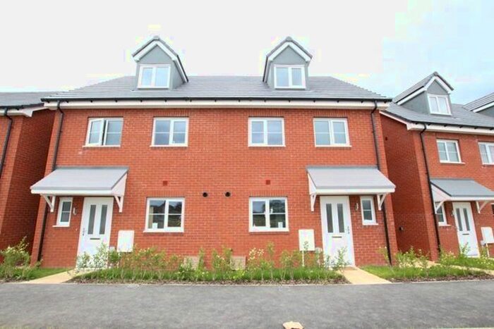 4 Bedroom Semi-Detached House To Rent In Rudloe, Quedgeley, Gloucester, GL2