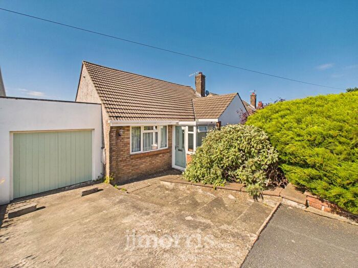 4 Bedroom Detached Bungalow For Sale In Heol Dewi, Pen-yr-Aber, Fishguard, Pembs, SA65