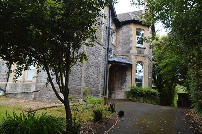 1 Bedroom Flat To Rent In Flat, Queens Road, BS23