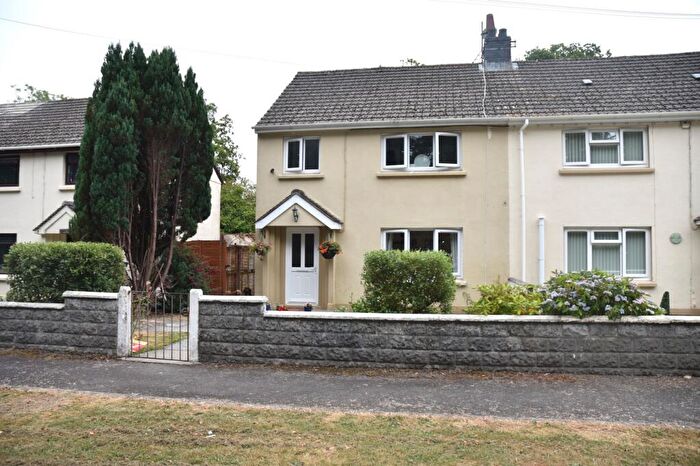 3 Bedroom Semi-Detached House For Sale In No Oaklands, Drefach Felindre, SA44