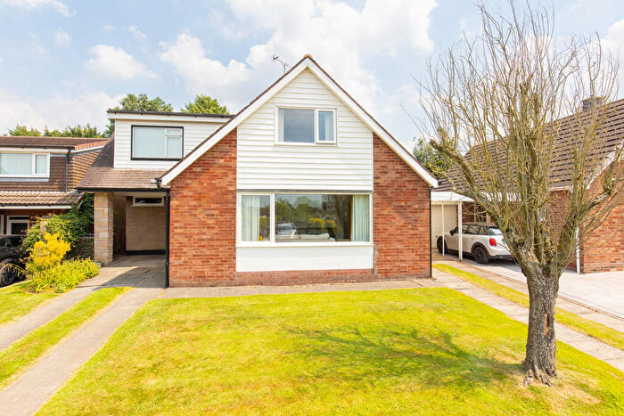 5 Bedroom Detached Bungalow For Sale In Franklands, Longton, PR4