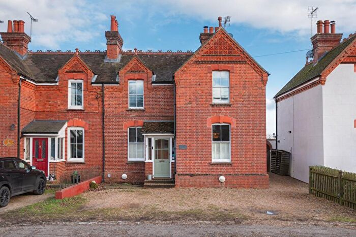 4 Bedroom Semi-Detached House For Sale In Henfield Road, Partridge Green, RH13