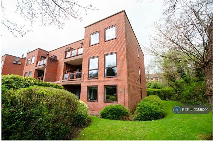 2 Bedroom Flat To Rent In Princes Way, Solihull, B91