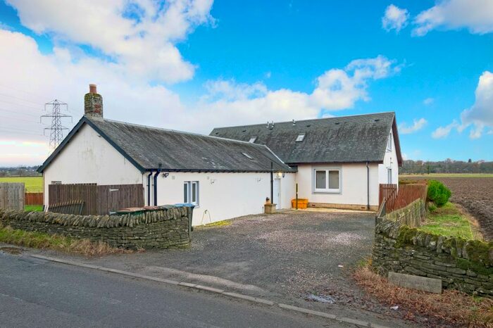 6 Bedroom Detached House For Sale In South Inchmichael Cottage, Errol, Perthshire PH2