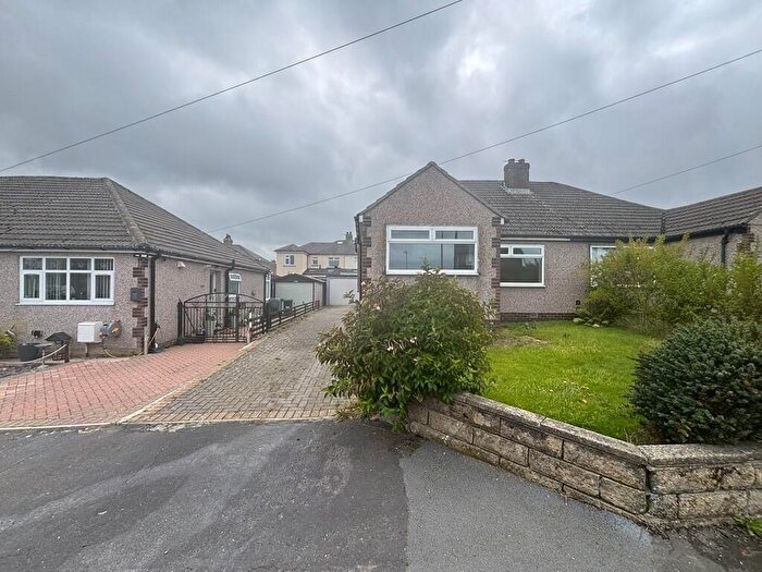 2 Bedroom Semi-Detached Bungalow For Sale In Back Lane, Queensbury, Bradford, BD13
