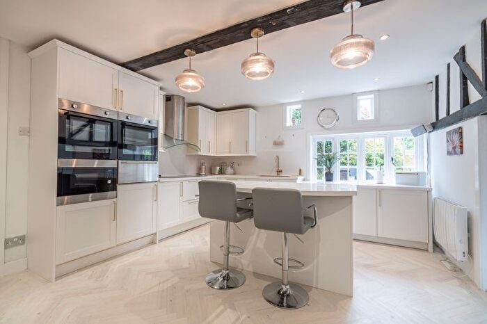 6 Bedroom Detached House To Rent In Hale Street, East Peckham, Tonbridge, TN12