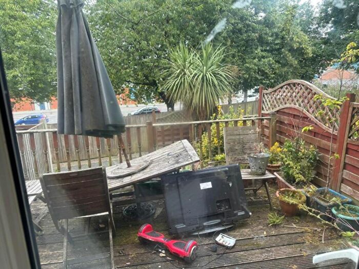3 Bedroom Terraced House For Sale In Lovell Park View, Leeds, West Yorkshire, LS7