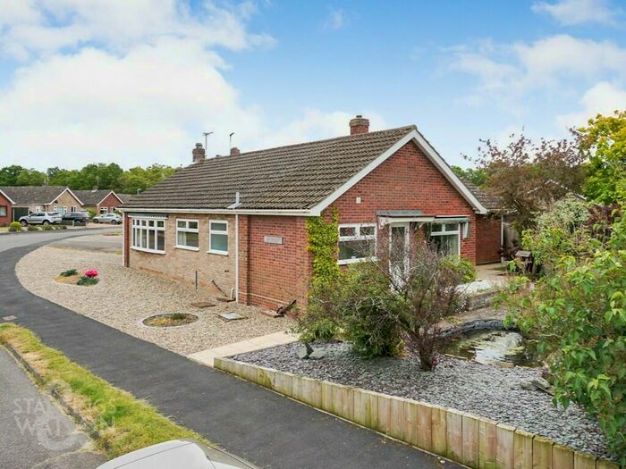 3 Bedroom Detached Bungalow To Rent In Waveney Road, Ditchingham, Bungay, NR35