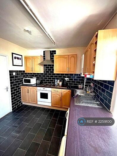 6 Bedroom Flat To Rent In Glossop Road, Sheffield, S10
