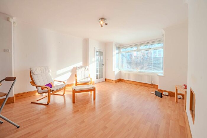 3 Bedroom Terraced House For Sale In Norman Mount, Leeds, West Yorkshire, LS5