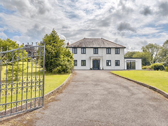 4 Bedroom Smallholding For Sale In Bronwydd Arms, Carmarthen, SA33