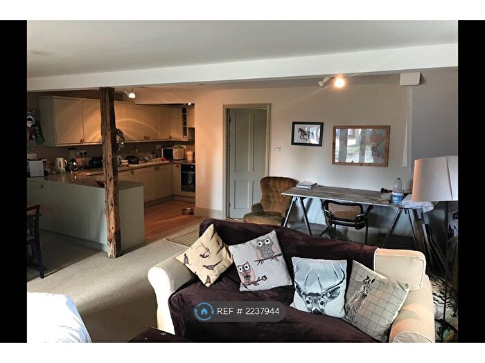 1 Bedroom Maisonette To Rent In Manor Farm, Alresford, SO24