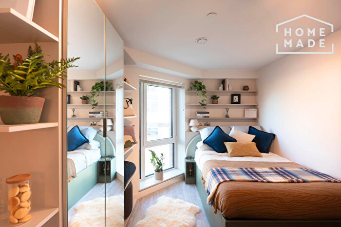 Studio To Rent In The Rex, Clarence St., KT1