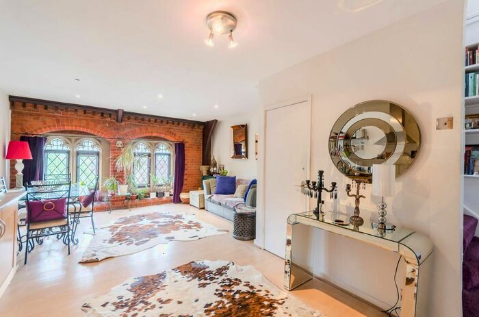 1 Bedroom Flat To Rent In Saltram Crescent, Maida Vale, London, W9