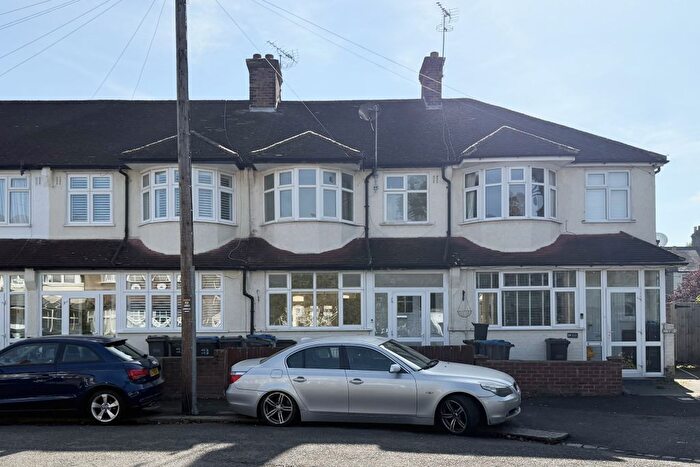 4 Bedroom Terraced House To Rent In Cloister Gardens, South Norwood, SE25