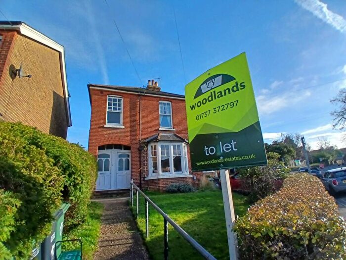 2 Bedroom Apartment To Rent In Chart Lane, Reigate, RH2