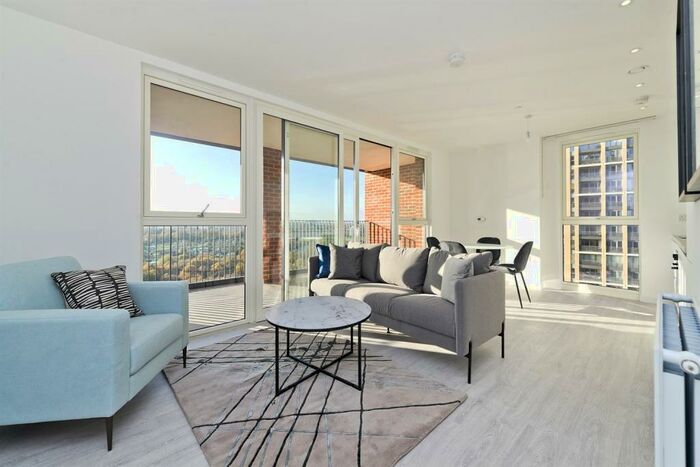 1 Bedroom Apartment To Rent In Rosefinch Apartments, Hendon Waterside, NW9