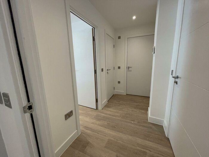 1 Bedroom Apartment To Rent In Aspect Point, Wentworth St, P`Boro, PE1