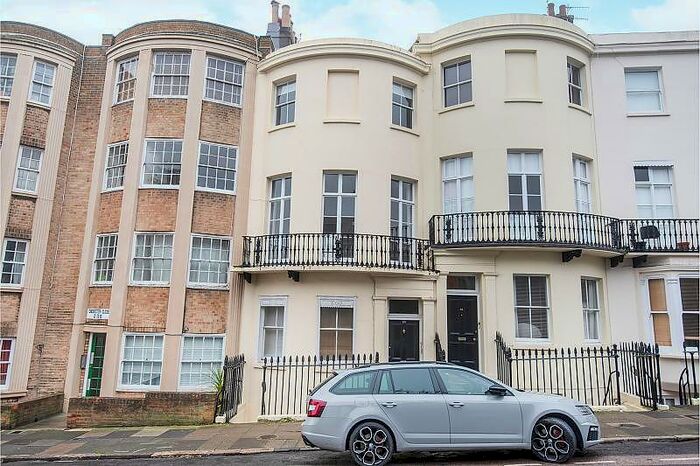 4 Bedroom Terraced House To Rent In Chichester Place, Brighton, BN2