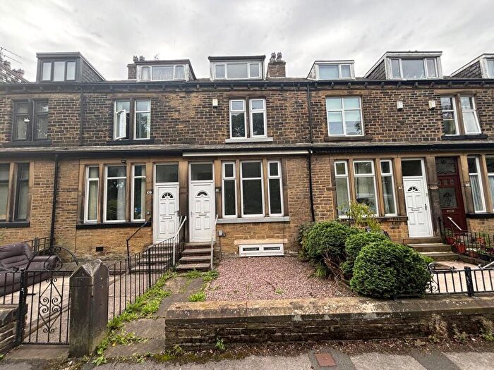 3 Bedroom Terraced House To Rent In Wibsey Park Avenue, Bradford, West Yorkshire, BD6
