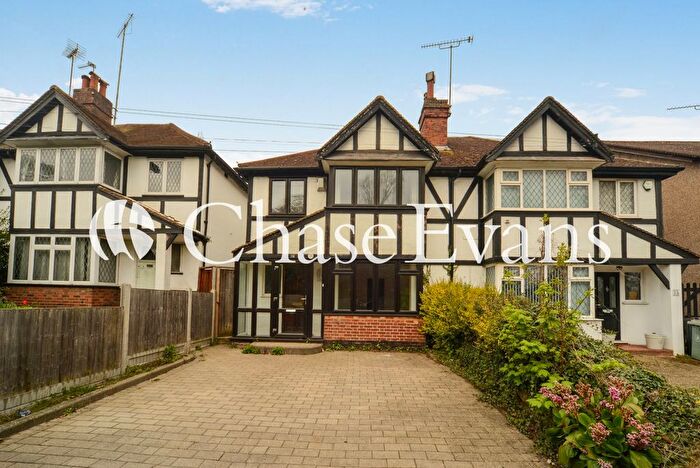 4 Bedroom Semi-Detached House To Rent In Station Road, Orpington, BR6