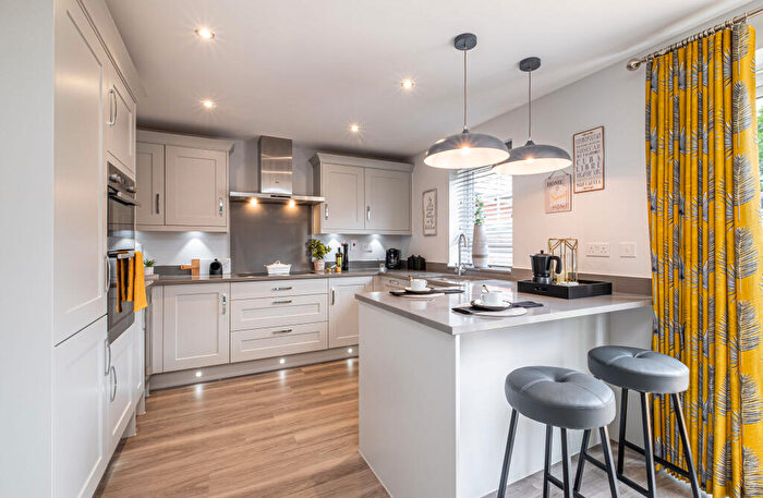 5 Bedroom Detached House For Sale In Wallis Gardens, Stanford In The Vale, Oxfordshire, SN7