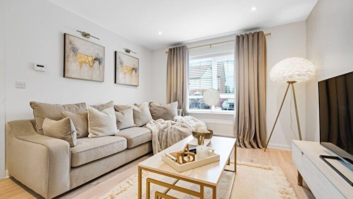 3 Bedroom Semi-Detached House For Sale In Cornflower Close, Southport, Southport, PR8