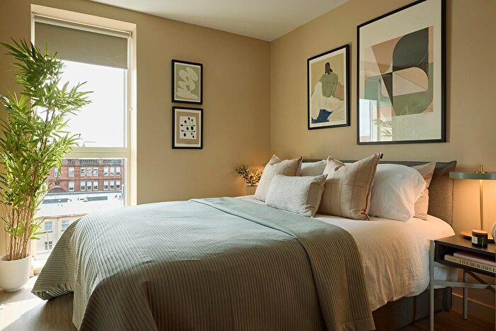 2 Bedroom Apartment To Rent In Candleriggs, Glasgow, G1