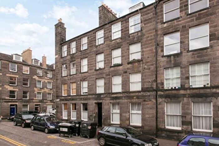 3 Bedroom Flat To Rent In Kirk Street, Leith, Edinburgh, EH6