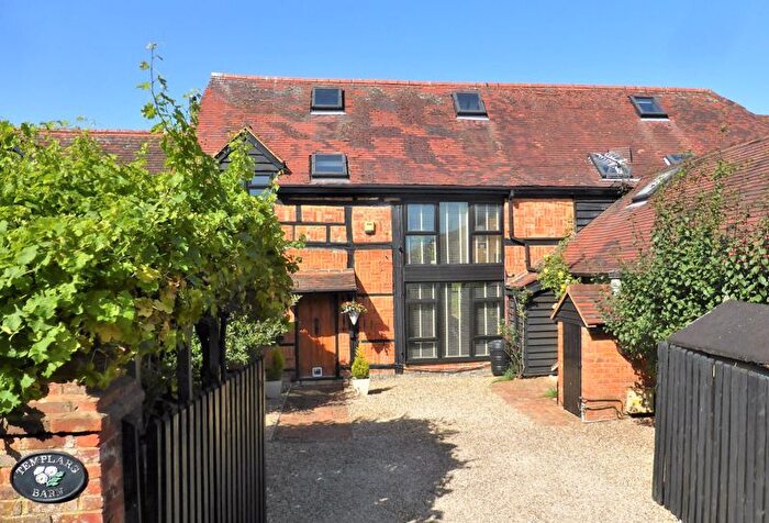 4 Bedroom Barn Conversion For Sale In Hedgerley Lane, Gerrards Cross, SL9