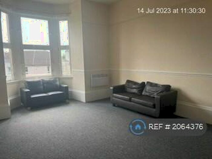 4 Bedroom Flat To Rent In Copland Road, Glasgow, G51