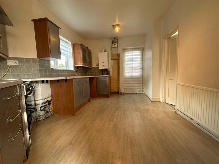3 Bedroom Terraced House To Rent In Gainsborough Road, Dagenham, RM8