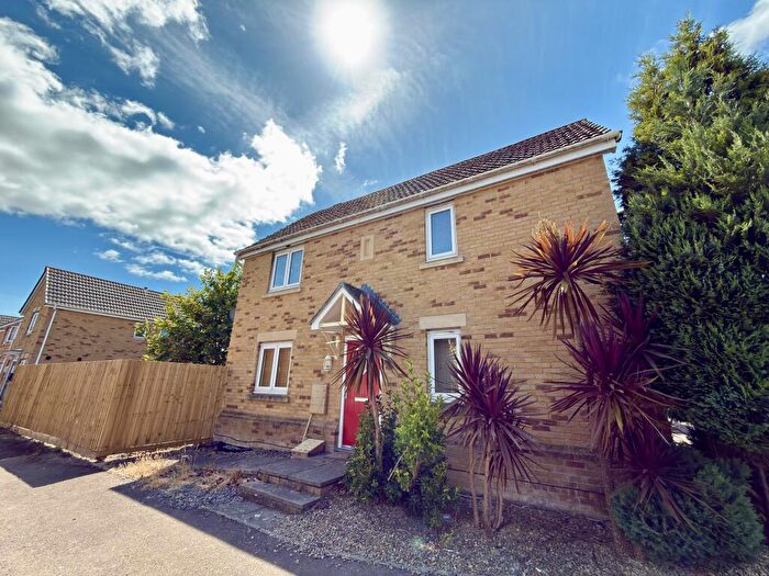 3 Bedroom Semi-Detached House To Rent In Schooner Circle, Duffryn, Newport, NP10