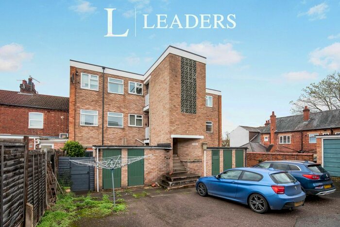 2 Bedroom Flat To Rent In Humphris Street, Warwick, CV34